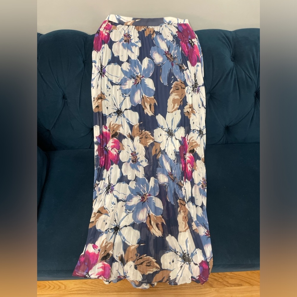 Lulu large elastic waist floral pleated skirt